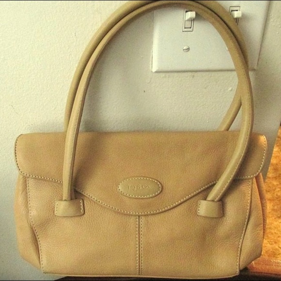 Tan handbag - Picture 1 of 3